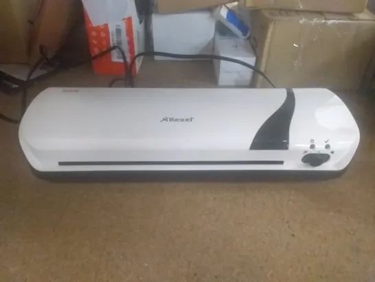 REXEL STYLE A4 HOME AND OFFICE LAMINATOR