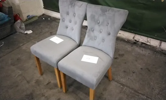 PAIR OF BEWLEY GREY VELVET BUTTON BACK DINING CHAIRS WITH OAK LEGS