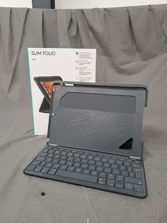 LOGITECH SLIM FOLIO KEYBOARD CASE FOR IPAD 5TH GEN UK LAYOUT A1822 A1823