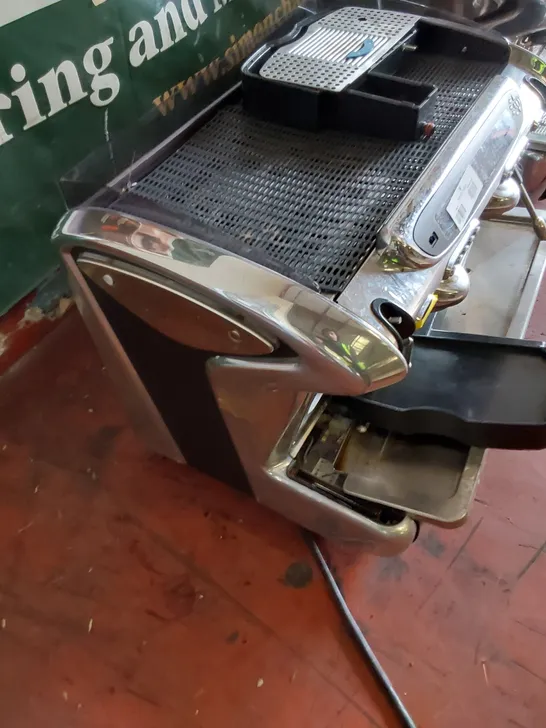 FAEMA EMBLEMA 2 GROUP ESPRESSO MACHINE 