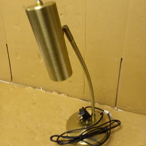 OLIVER INTEGRATED TASK LAMP