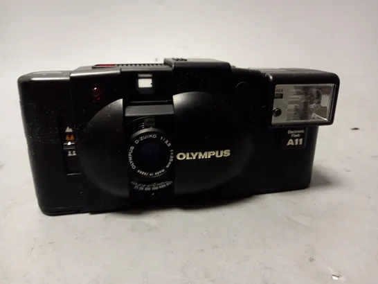 OLYMPUS XA2 CAMERA