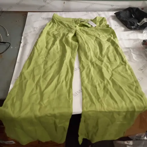 PAIR OF ALCHEMY LIGHT GREEN BOTTOMS 