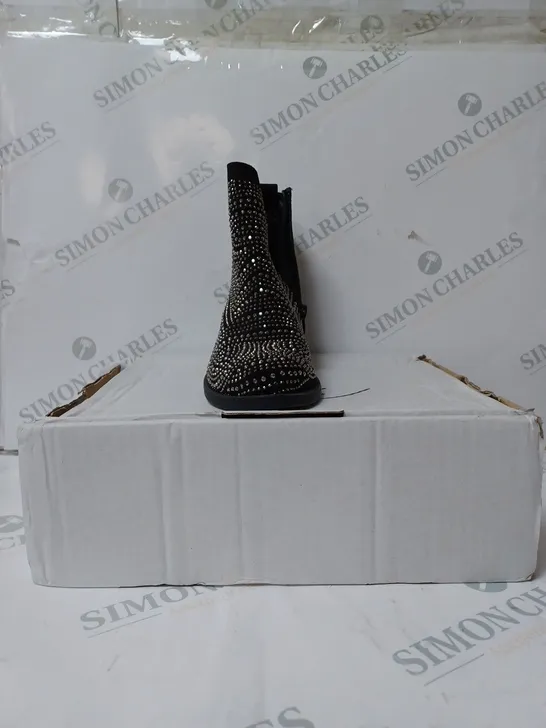 MODA BLACK SPARKLE ANKLE BOOT SIZE 4 