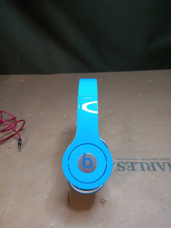 DR. DRE BEAT HEADPHONES IN BLUE