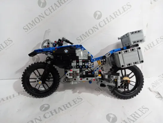 LEGO TECHNICS BMW R1200 MOTORCYCLE - 42063