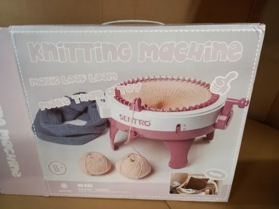 BOXED KNITTING MACHINE