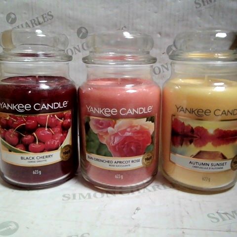 LOT OF 3 LARGE YANKEE CANDLES (3 X 623G)