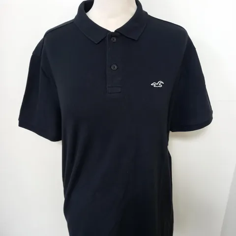 HOLLISTER CASUAL POLO SHIRT IN BLACK SIZE M