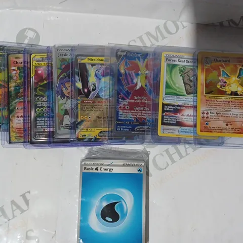 SMALL ASSORTMENT OF COLLECTIBLE POKÉMON TRADING CARDS