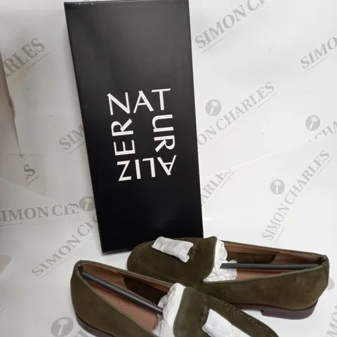 NATURALIZER SHOES