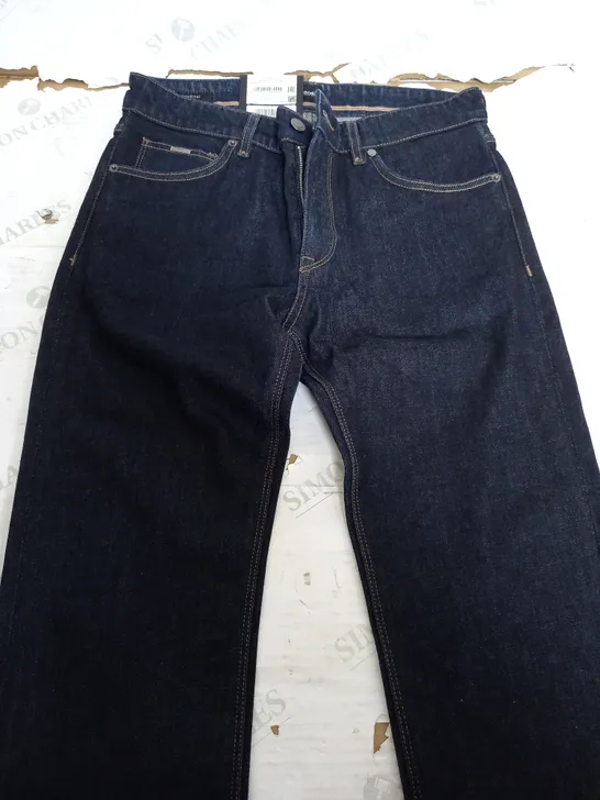 HUGO BOSS REGULAR FIT DARK DENIM JEANS - 30W 32L