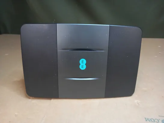 EE SMART HUB 