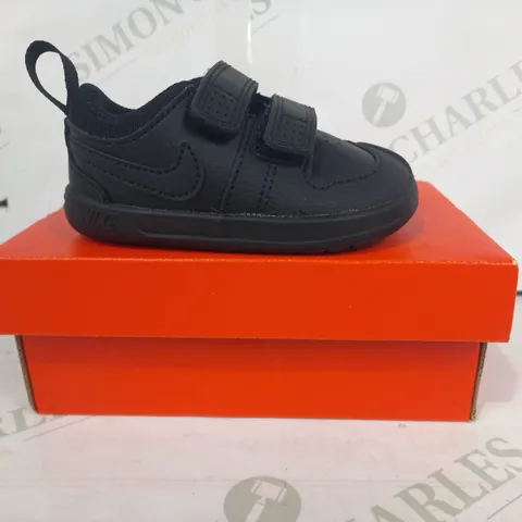 BOXED PAIR OF NIKE PICO 5 KIDS SHOES IN BLACK UK SIZE 3.5