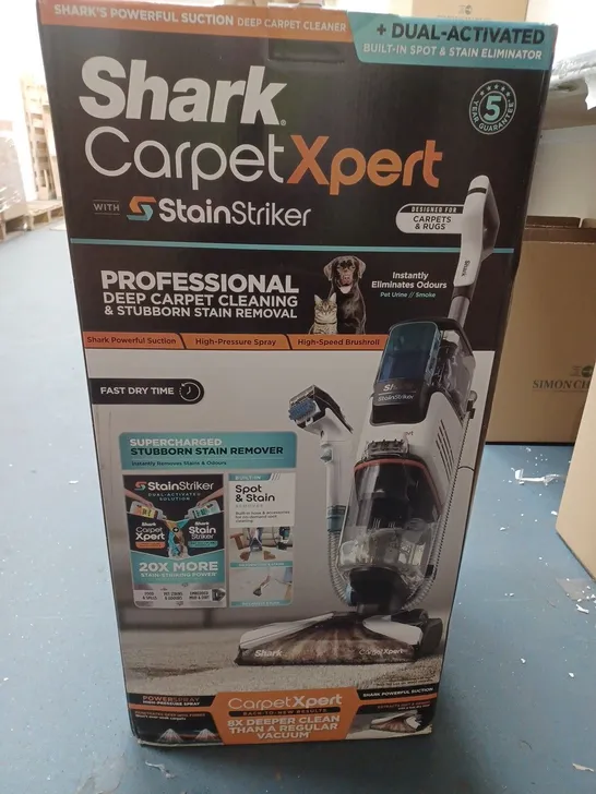 BOXED SHARK CARPET XPERT DEEP CARPET CLEANER & BUILT IN STAIN STRIKER EX200UK - COLLECTION ONLY