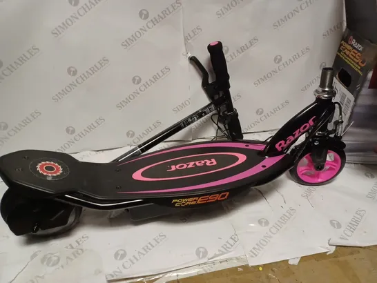 RAZOR POWERCORE E90 SCOOTER  RRP £179.99