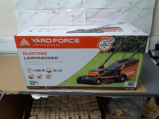 BOXED YARD FORCE ELECTRIC LAWNMOWER 