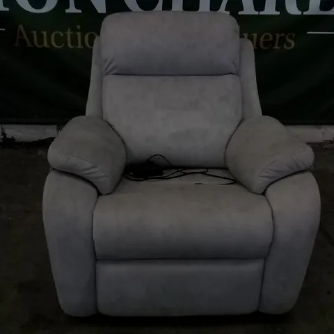 QUALITY BRITISH DESIGNER G PLAN KINGSBURY ELECTRIC RECLINING CHAIR HRLM A123 STINGRAY PLATINUM FABRIC 