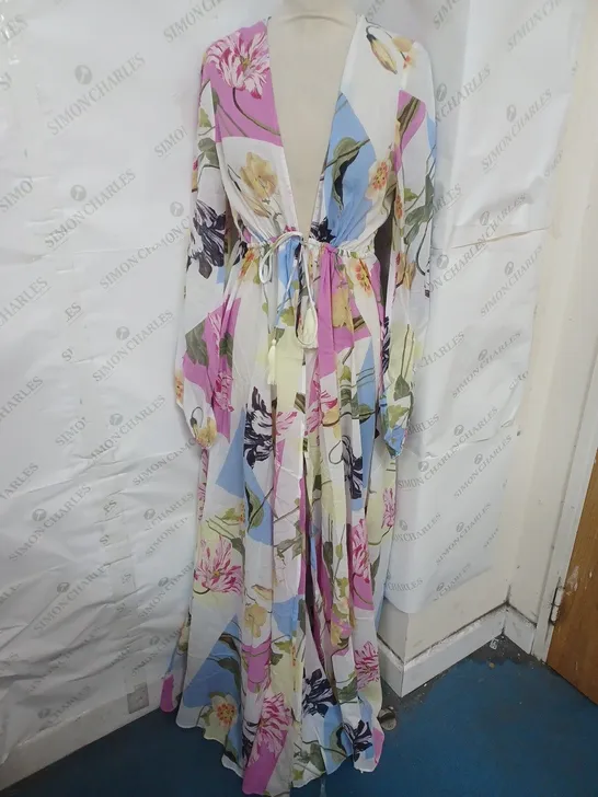 TED BAKER FLOATY MAXI COVER UP IN WHITE FLORAL SIZE M