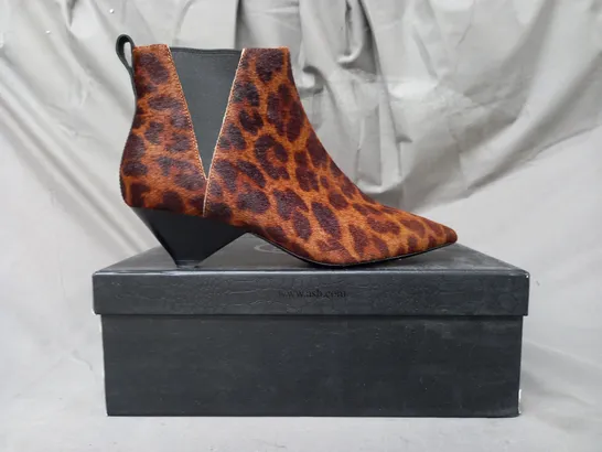 BOXED PAIR OF ASH COSMOS ANKLE BOOTS IN BROWN ANIMAL PRINT EU SIZE 37