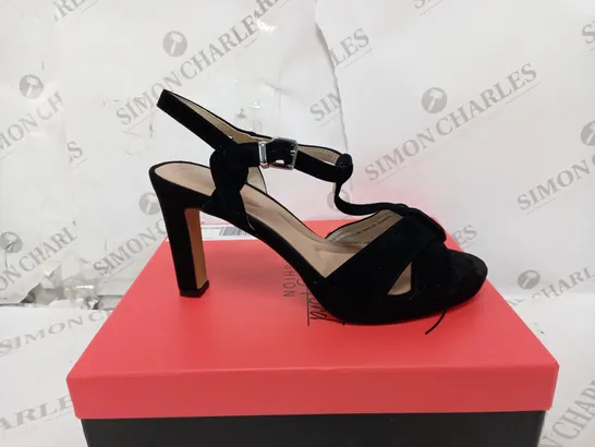 BOXED PAIR OF RUTH LANGSFORD HEELED SANDALS BLACK SUEDE SIZE 6