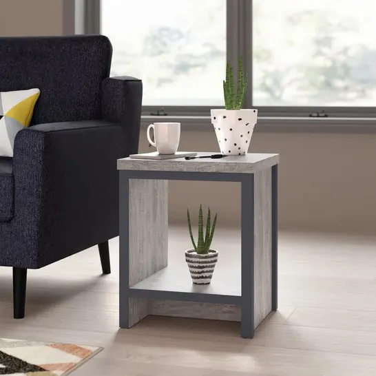 BOXED GILCREASE SIMPLE SIDE TABLE - GREY (1 BOX)