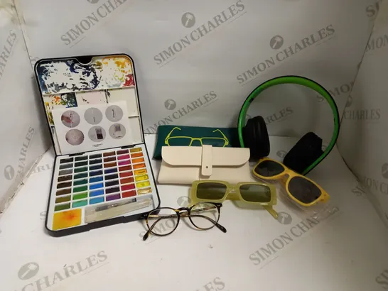 BOX OF APPROX 10 ITEMS TO INCLUDE ASSORTED GLASSES, PAINT SET AND WIRELESS HEADPHONES