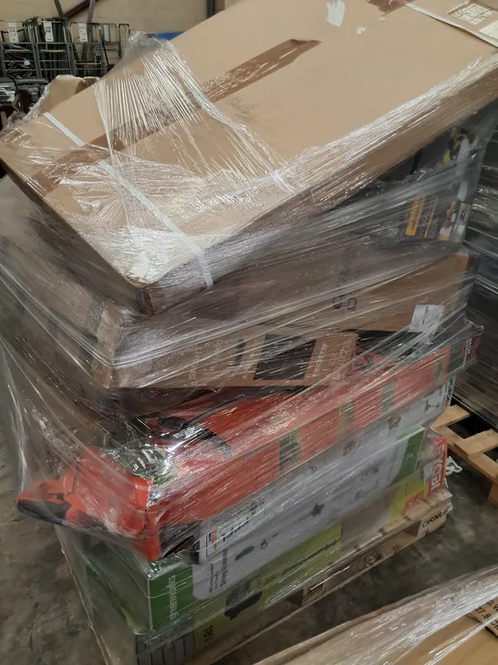 PALLET OF APPROXIMATELY 24 UNPROCESSED RAW RETURN HOUSEHOLD AND ELECTRICAL GOODS TO INCLUDE;