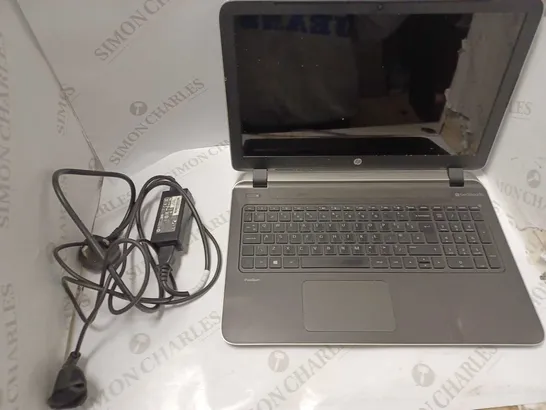 HP PAVILION 15 NOTEBOOK PC AND CHARGER