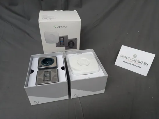 BOXED LIGHTWAVE SMART LIGHTING&POWER KIT