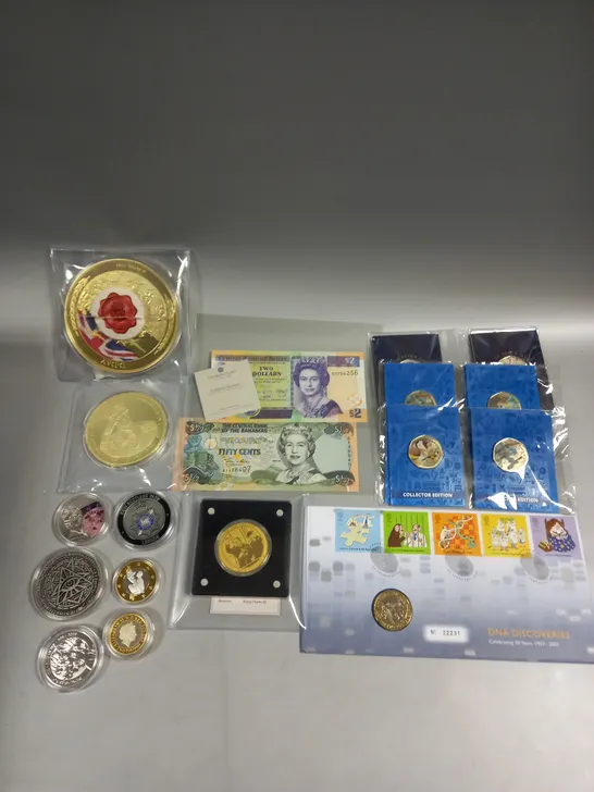 APPROXIMATELY 30 ASSORTED COLLECTABLE COINS IN VARIOUS DESIGNS 