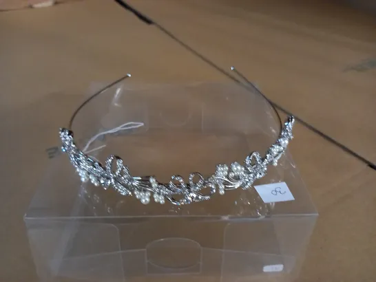 EMBELLISHED BRIDAL TIARA