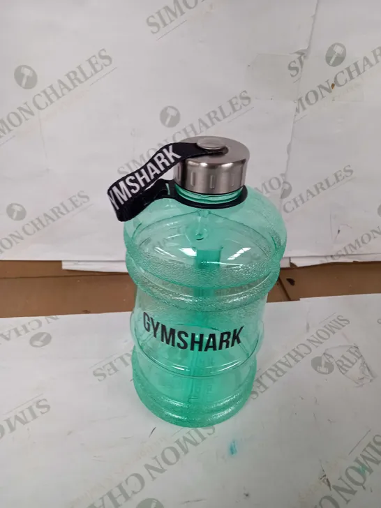 LARGE GYMSHARK BARREL WATER BOTTLE 