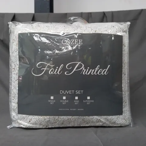 BOXED OUTLET COZEE HOME FOIL PRINTED DUVET SET - SINGLE SIZE