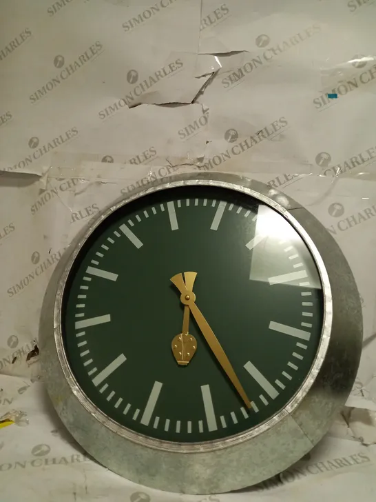 GREEN/SILVER WALL CLOCK 