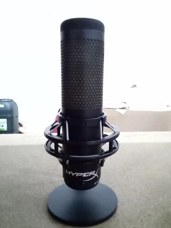 BOXED HYPERX QUADCAST MICROPHONE 