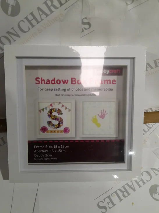 SHADOW BOX FRAME - FRAME SIZE 18X18CM- APERTURE 15X15CM- DEPTH 3CM