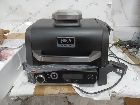 NINJA WOODFIRE ELECTRIC BBQ GRILL & SMOKER OG701UKQ