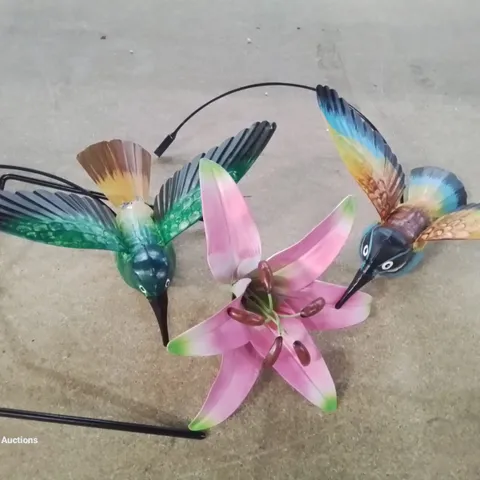 BOXED HOME2GARDEN HUMMINGBIRD WINDSPINNER