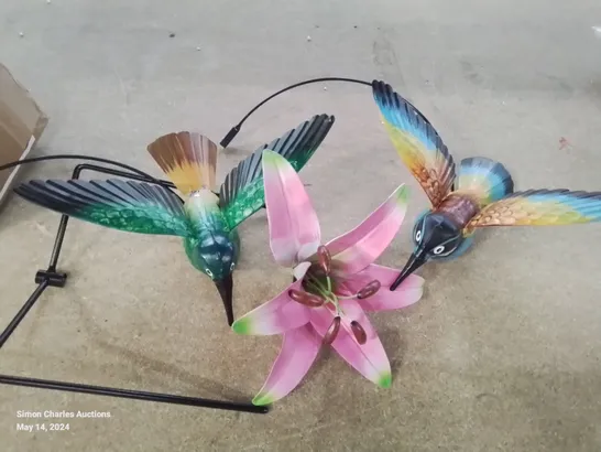 BOXED HOME2GARDEN HUMMINGBIRD WINDSPINNER