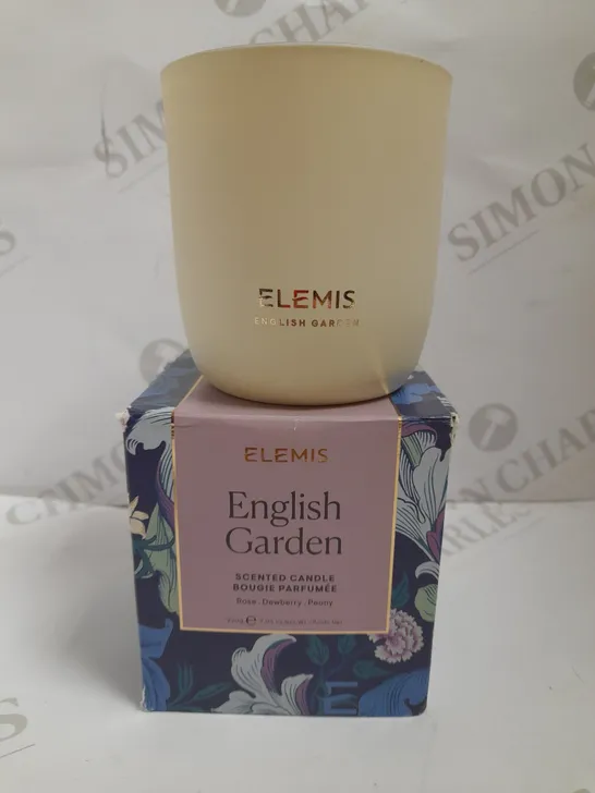 ELEMIS ENGLISH GARDEN SCENTED CANDLE - ROSE, DEWBERRY, PEONY