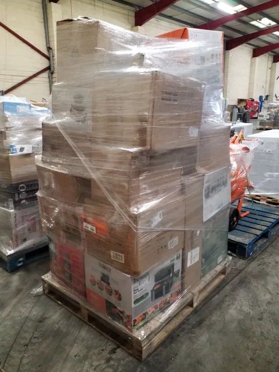 PALLET OF APPROXIMATELY 26 UNPROCESSED RAW RETURN HOUSEHOLD AND ELECTRICAL GOODS TO INCLUDE;