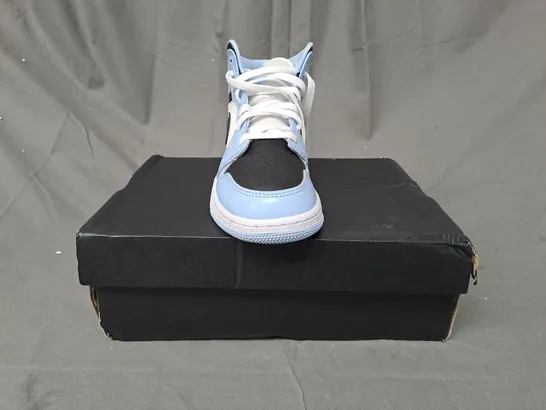 BOXED PAIR OF NIKE AIR JORDAN 1 MID SHOES IN BLUE/BLACK/WHITE UK SIZE 5