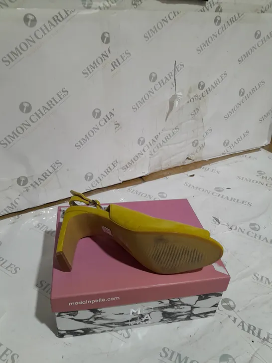 BOXED MODA IN PELLE CHRISSI YELLOW SUEDE HEELS SIZE 40 EU