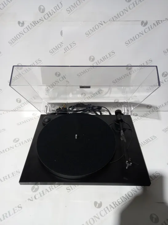 PRO-JECT PRIMARY-E BLACK TURNTABLE