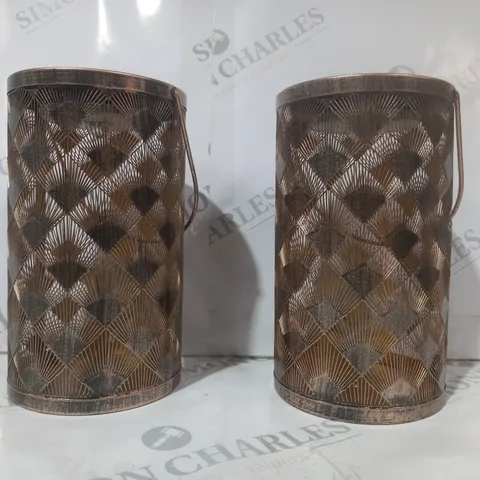 BOXED LUXFORM SET OF 2 DETAILED OUTDOOR LANTERNS IN BRASS COLOUR