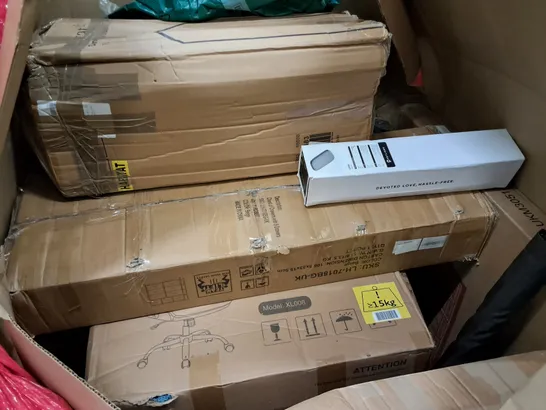 PALLET OF ASSORTED HOUSEHOLD ITEMS TO INCLUDE BEIGE CHEST OF DRAWERS, BOXED OFFICE CHAIRS AND COVE PLACEMAT