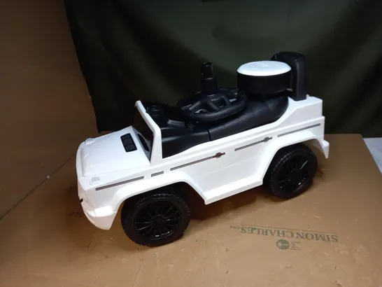 RICCO CHILDRENS RIDE ALONG CAR