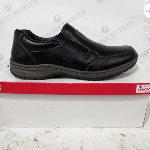 BOXED PAIR OF RIEKER SLIP-ON SHOES IN BLACK UK SIZE 8