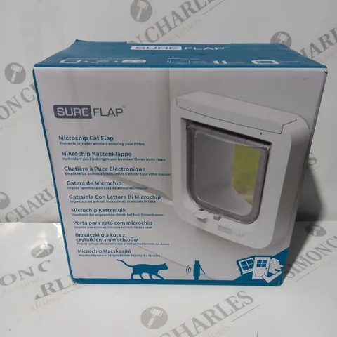 BOXED SURE FLAP MICROCHIPPED CAT FLAP